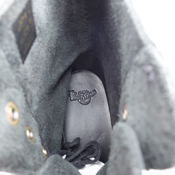 NEW Dr. Martens Leona Platform Boots 32215001 Black Nubuck - Picture 7 of 9